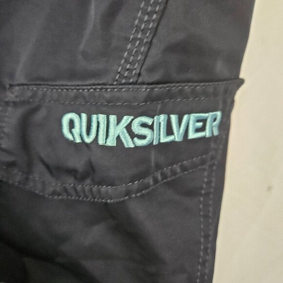Quiksilver Men's Navy Blue Cargo Board Shorts Size 33 Swim - Picture 4 of 9